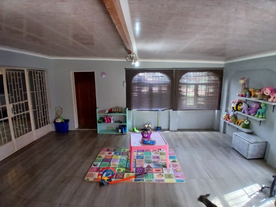 4 Bedroom Property for Sale in Kuruman Northern Cape
